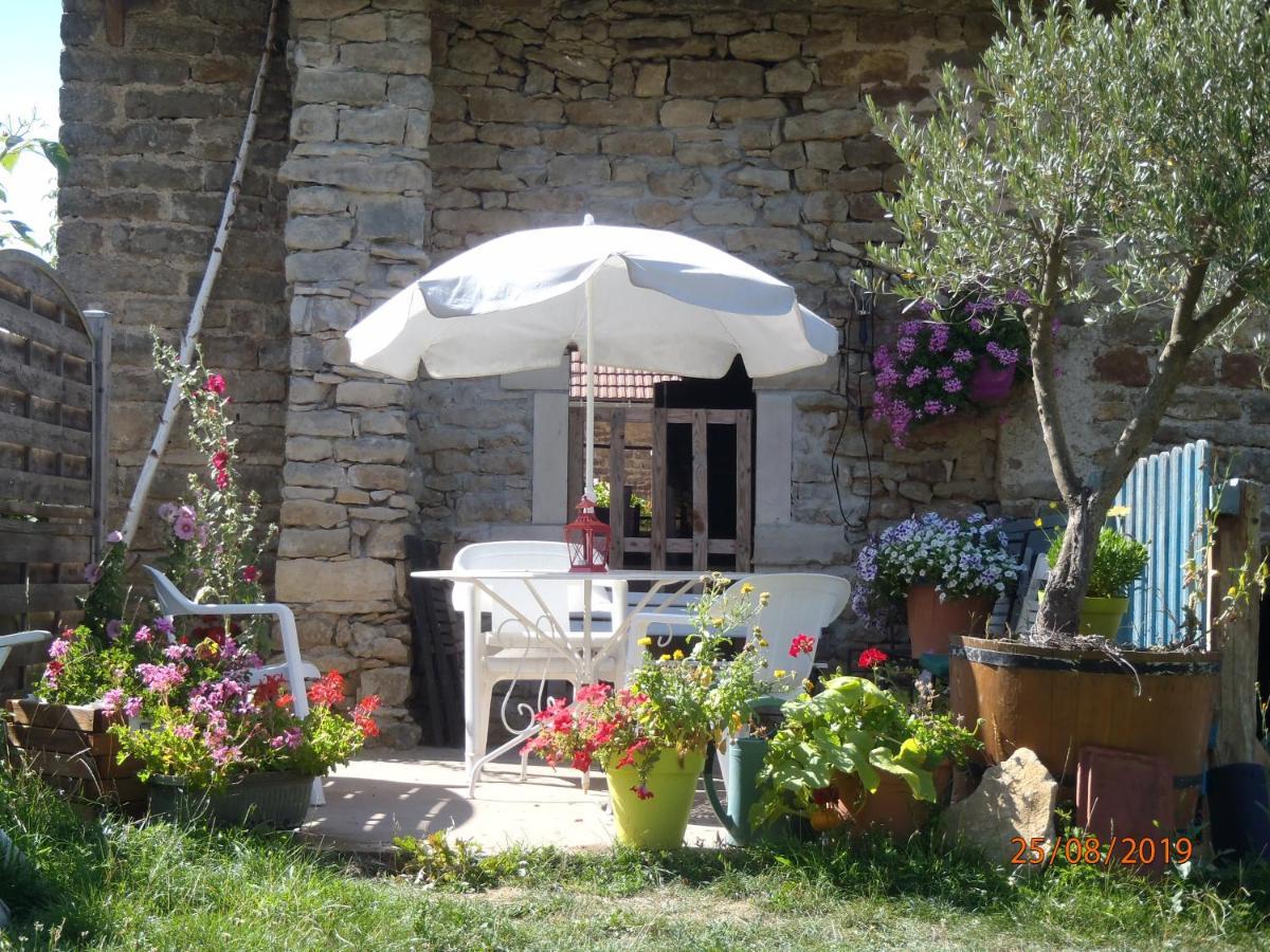 La Maison Du Gue Ecutigny Exterior photo